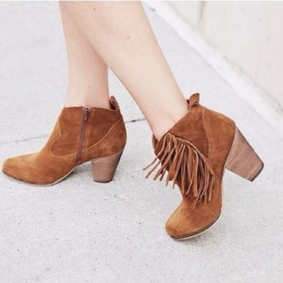 New STEVE MADDEN Women’s OHIO 7.5M Chestnut Suede Ankle Boots w/Fringe Leather - Picture 1 of 13